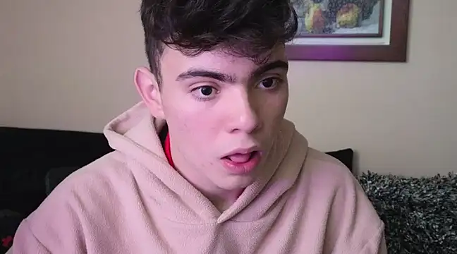 Snapshot of lukeboyce33 chatting on March 2025 04:24:01 PM lukeboyce33 online show from March 2025 04:24:01 PM