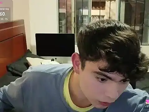 Snapshot of lukeboyce33 chatting on February 2026 12:39:01 AM lukeboyce33 online show from February 2026 12:39:01 AM