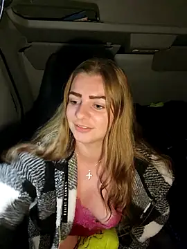 Snapshot of Amesthyst_destiny chatting on September 2025 09:09:02 PM Amesthyst destiny online show from September 2025 09:09:02 PM