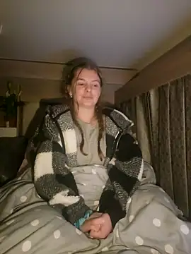 Snapshot of Amesthyst_destiny chatting on November 2025 01:04:02 AM Amesthyst destiny online show from November 2025 01:04:02 AM