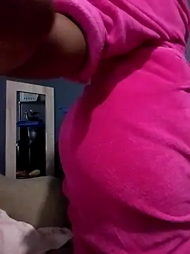 Hotytoty26 online show from May 2026 04:26:01 PM