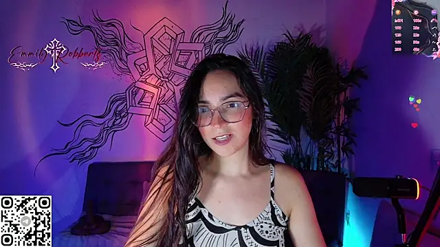 Emmi Roberts online show from May 2026 03:23:01 AM
