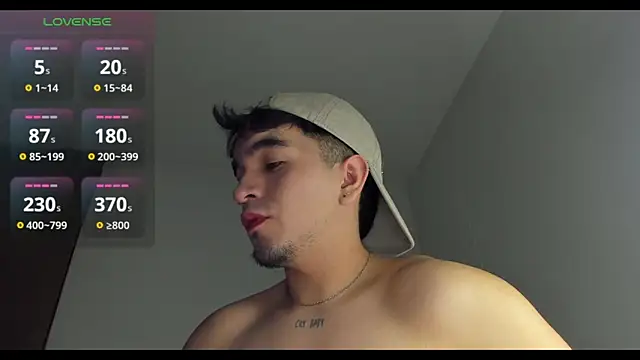 Snapshot of cmzo_ chatting on October 2025 03:38:02 AM cmzo online show from October 2025 03:38:02 AM