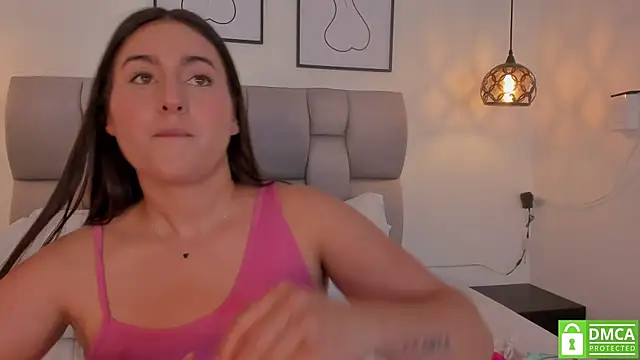 Hanna Evans   online show from May 2026 01:29:02 PM