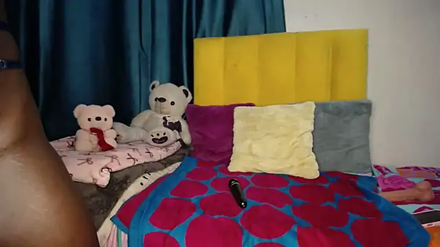 blackrose001 online show from October 2025 03:11:02 PM