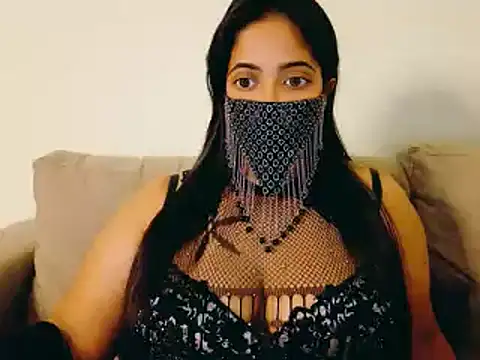 Tamil hot whiskey girl online show from May 2026 06:01:02 PM