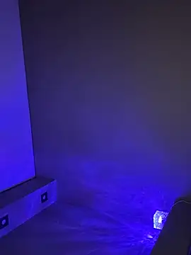 Snapshot of Leya_Foxhall chatting on October 2025 11:28:02 PM Leya Foxhall online show from October 2025 11:28:02 PM