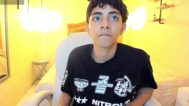 Matty Sparkk online show from March 2025 01:23:01 PM