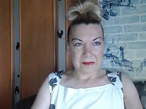 Snapshot of Lillia_Ray chatting on June 2026 06:40:02 AM Lillia Ray online show from June 2026 06:40:02 AM