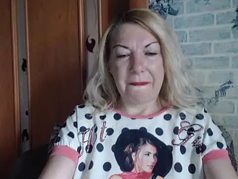 Lillia Ray online show from July 2026 07:47:01 AM