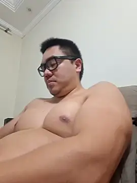 awesometeacher33 online show from April 2026 04:44:01 PM