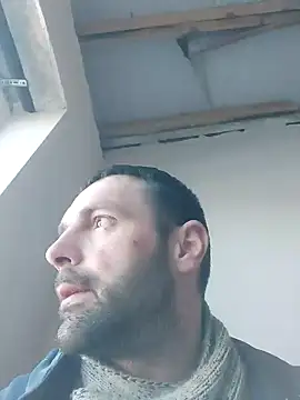 MaksDzubaV online show from March 2025 10:32:01 AM