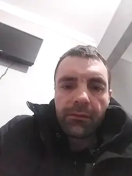 MaksDzubaV online show from February 2026 11:36:01 PM