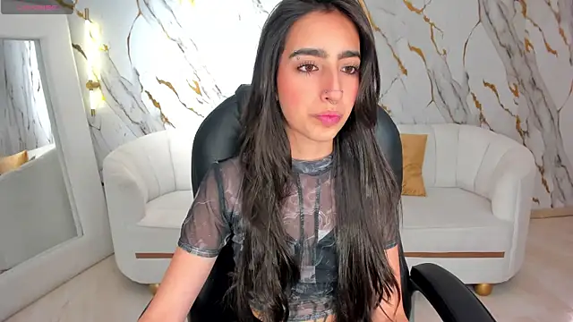 Snapshot of LarisaSmirnov chatting on September 2025 04:23:01 AM LarisaSmirnov online show from September 2025 04:23:01 AM