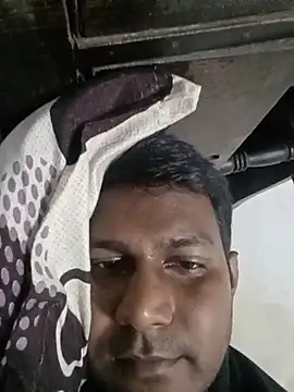 Snapshot of vikesh05 chatting on November 2025 04:51:01 PM vikesh05 online show from November 2025 04:51:01 PM