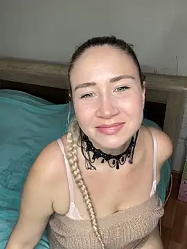 Snapshot of Nikusia chatting on March 2025 10:39:01 AM Nikusia online show from March 2025 10:39:01 AM