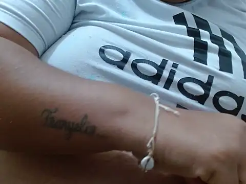 Snapshot of Lanegracalientexx chatting on October 2025 11:00:01 AM Lanegracalientexx online show from October 2025 11:00:01 AM