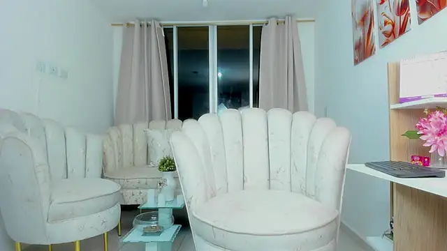 karol f00x online show from October 2025 02:53:02 AM