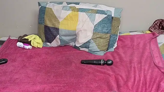 spicybootie online show from March 2026 02:35:02 PM