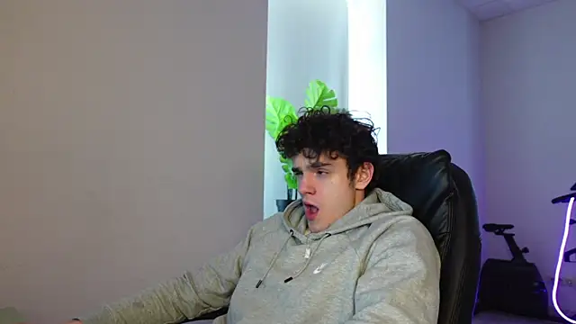 Brad Holloway online show from April 2026 01:01:01 PM