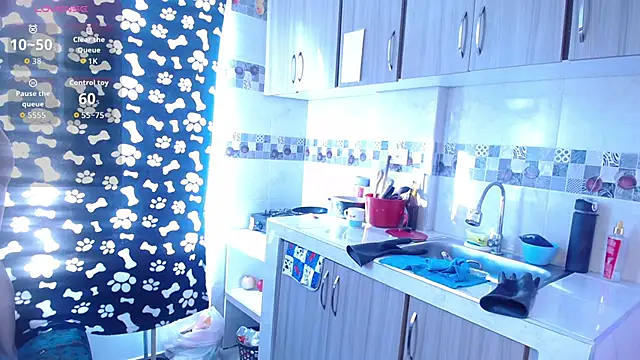 Emilybutterfly1 online show from September 2025 09:25:01 PM