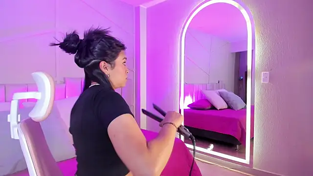 Eimmy bm online show from October 2025 11:09:02 AM