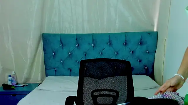 Zamantta online show from March 2025 01:38:02 PM