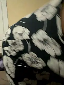 Snapshot of BigRound-Bootayy chatting on February 2026 08:04:01 PM BigRound-Bootayy online show from February 2026 08:04:01 PM