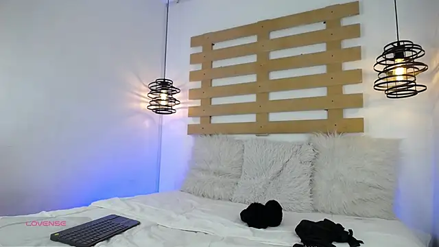 Snapshot of Andy_Leex chatting on September 2025 08:19:01 PM Andy Leex online show from September 2025 08:19:01 PM