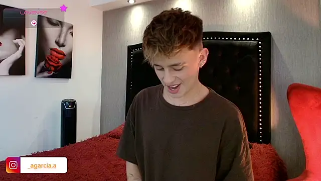 LiamWildx20 online show from January 2026 05:12:02 AM