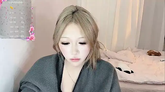 -monica-tina- online show from September 2025 07:46:02 PM