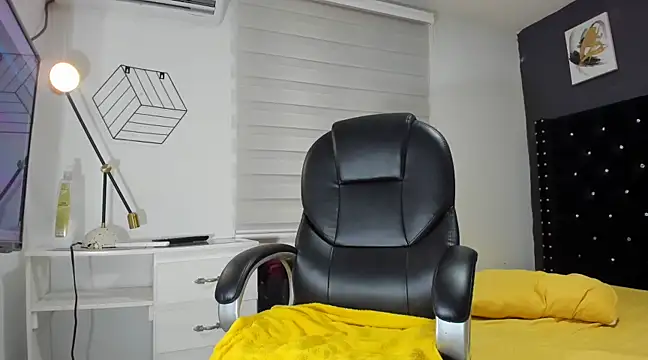 Snapshot of ethan_dalton_ chatting on March 2025 04:52:01 AM ethan dalton online show from March 2025 04:52:01 AM