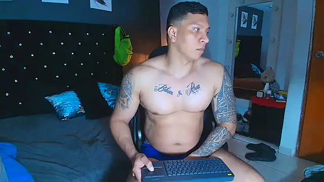 Snapshot of ethan_dalton_ chatting on November 2025 03:17:01 AM ethan dalton online show from November 2025 03:17:01 AM