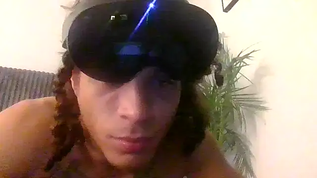 Snapshot of shurthingx chatting on May 2026 04:20:02 AM shurthingx online show from May 2026 04:20:02 AM