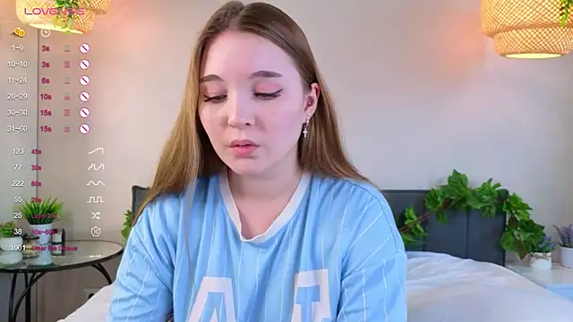 Snapshot of ConstanceHelms chatting on October 2025 05:06:01 AM ConstanceHelms online show from October 2025 05:06:01 AM