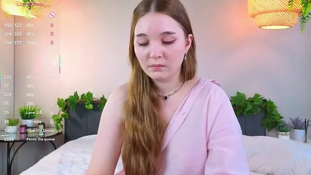 Snapshot of ConstanceHelms chatting on October 2025 05:22:01 AM ConstanceHelms online show from October 2025 05:22:01 AM