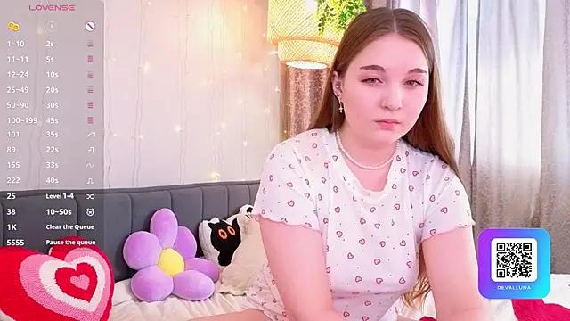 ConstanceHelms online show from April 2026 05:06:01 AM