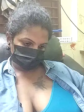 Snapshot of poojaa-rani chatting on October 2025 05:14:01 PM poojaa-rani online show from October 2025 05:14:01 PM