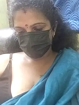 poojaa-rani online show from April 2026 07:03:02 PM