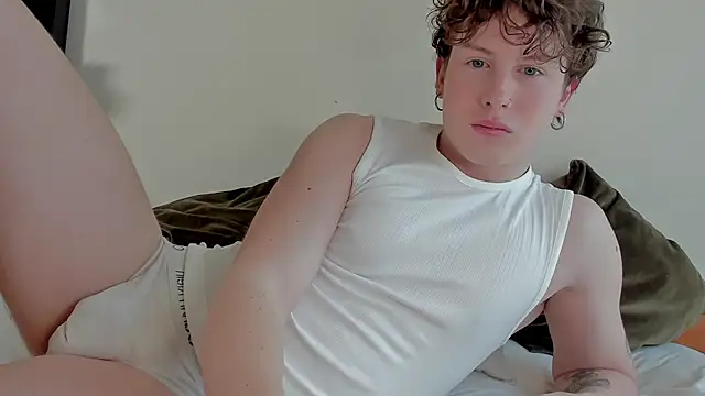 RobFavorite1 online show from March 2025 01:49:01 PM