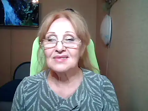 Snapshot of Margo_Sweety chatting on March 2025 02:56:01 PM Margo Sweety online show from March 2025 02:56:01 PM