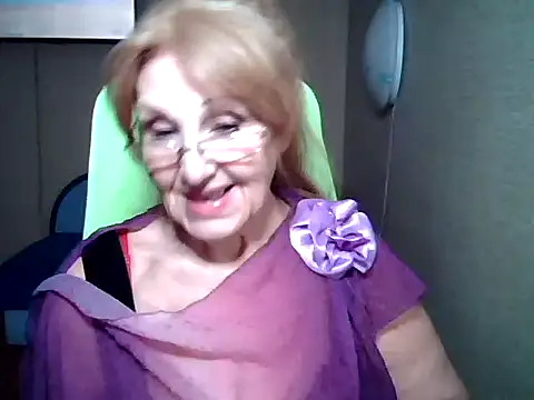Snapshot of Margo_Sweety chatting on March 2025 01:42:02 PM Margo Sweety online show from March 2025 01:42:02 PM