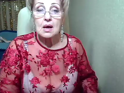Snapshot of Margo_Sweety chatting on October 2025 03:54:01 PM Margo Sweety online show from October 2025 03:54:01 PM