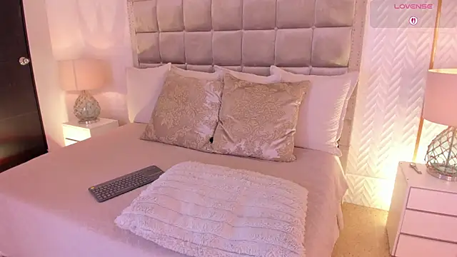 Snapshot of laurencarter1 chatting on November 2025 03:39:01 AM laurencarter1 online show from November 2025 03:39:01 AM