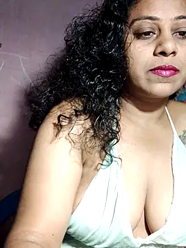 JENNIFERtamil online show from May 2026 06:26:02 PM