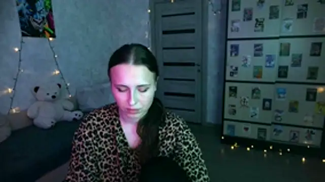 Snapshot of BarbiePieer chatting on November 2025 01:22:01 PM BarbiePieer online show from November 2025 01:22:01 PM