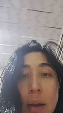Elowyn online show from May 2026 04:12:01 PM