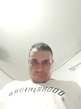 Snapshot of calfran chatting on December 2025 04:56:01 PM calfran online show from December 2025 04:56:01 PM