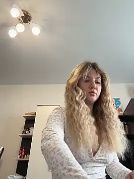 mollygirll online show from October 2025 08:21:01 AM