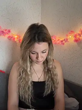 mollygirll online show from October 2025 09:42:02 AM